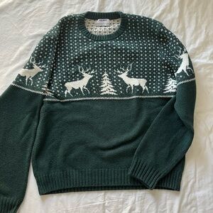 Old Navy Viral Christmas Sweater